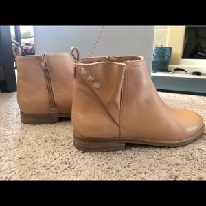Bootie light camel 7